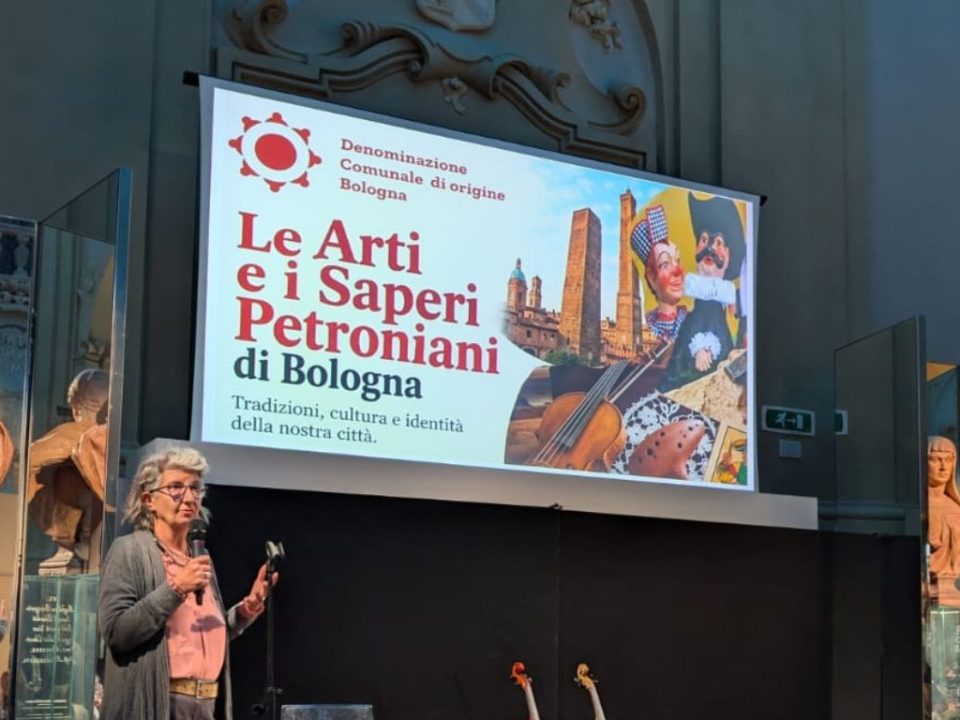 Foto della conferenza: Le Arti e i Saperi Petroniani di Bologna